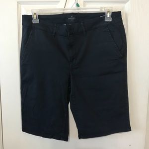 American Eagle superstretch Twill Bermuda shorts